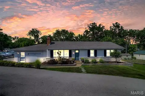 4328 S Lindbergh Boulevard, Sunset Hills, MO 63127