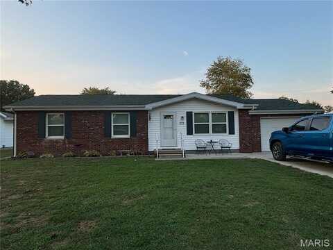 911 N Sunset Drive, Pinckneyville, IL 62274