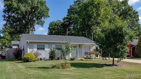 361 Imperial Lane, Fenton, MO 63026