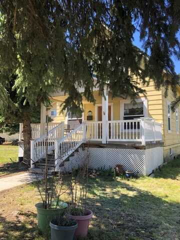 307 S Main Street, Cascade, ID 83611