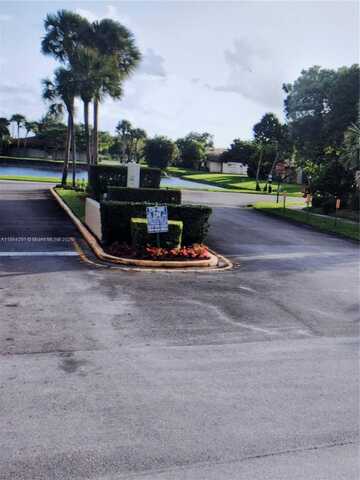 9490 W Heather Ln, Miramar, FL 33025