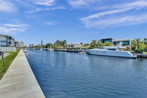 455 Paradise Isle Blvd, Hallandale Beach, FL 33009