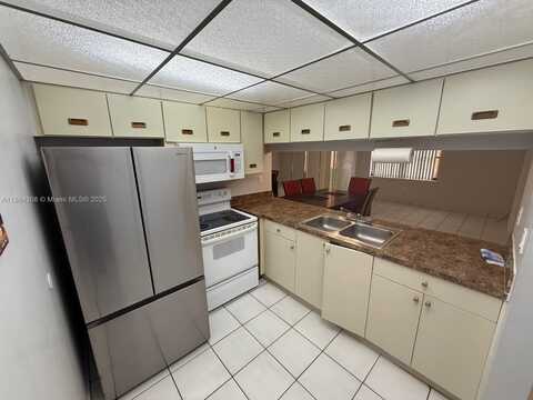 6395 W 27th Ct, Hialeah, FL 33016