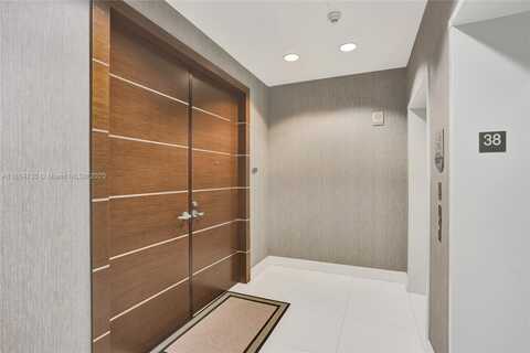 18201 Collins Ave, Sunny Isles Beach, FL 33160