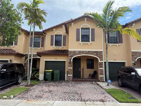 3360 SE 1st St, Homestead, FL 33033