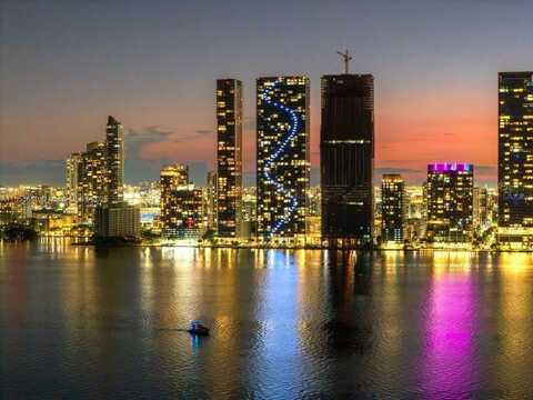 700 Ne 24th St, Miami, FL 33137