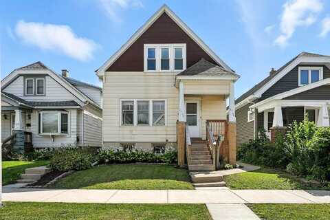 1974 S 77th St, West Allis, WI 53219