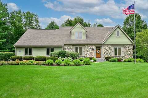 3162 Willowgate Pass, Colgate, WI 53017