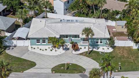 976 NARCISSUS AVENUE, CLEARWATER BEACH, FL 33767
