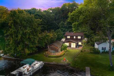 671 Lakeshore, Columbiaville, MI 48421