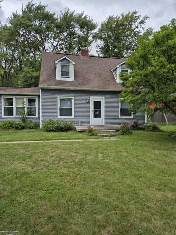 19375 McGill, Roseville, MI 48066