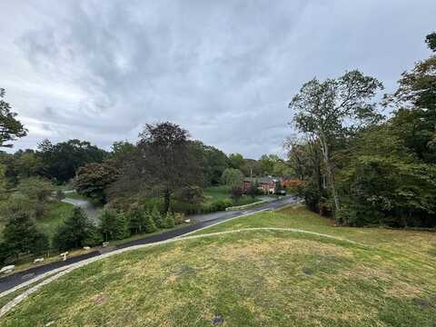 35 Shuttleworth, Dedham, MA 02026