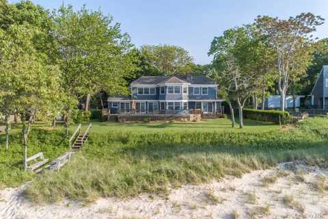 16 Clairedale Drive, Hampton Bays, NY 11946