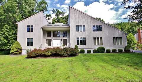 356 Cedar Hill Road, Fishkill, NY 12524