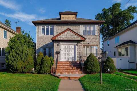 888 Cambridge Road, Woodmere, NY 11598