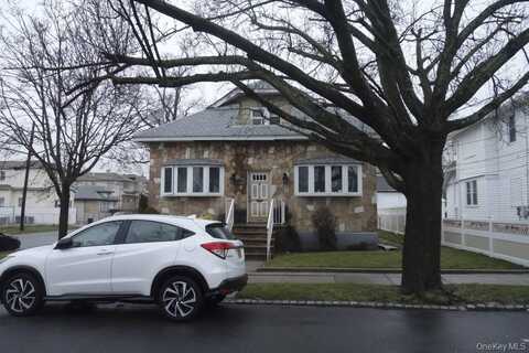 22023 137th Avenue, Springfield Gardens, NY 11413