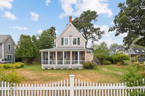 475 Drakes Island Road, Wells, ME 04090