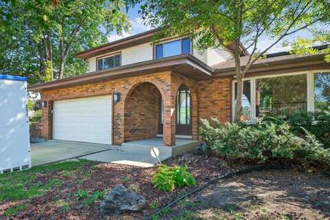 7501 Cambridge Road, Darien, IL 60561