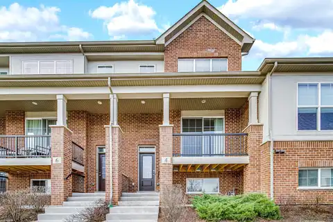 4 Woodmoor Court, Lombard, IL 60148