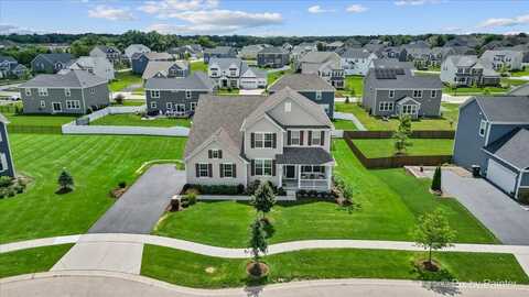 801 Marlisle Lane N, Elgin, IL 60124
