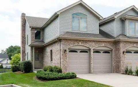 196 Mayo Court, Elmhurst, IL 60126