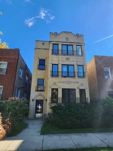 5759 N Washtenaw Avenue, Chicago, IL 60659