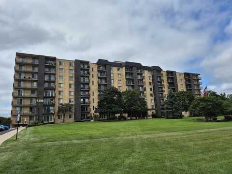 5400 Walnut Avenue, Downers Grove, IL 60515
