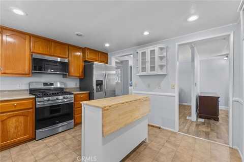 21601 Canyon Drive, Wildomar, CA 92595