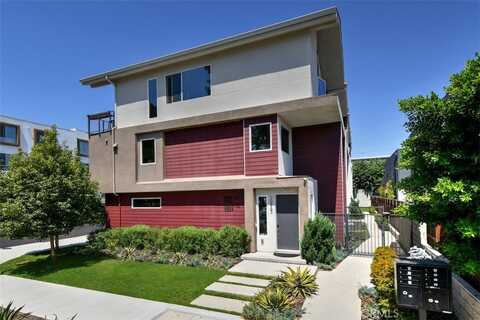 10861 Hartsook Street 1/2, North Hollywood, CA 91601