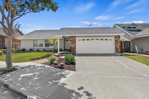 5832 Roxbury Court, Cypress, CA 90630