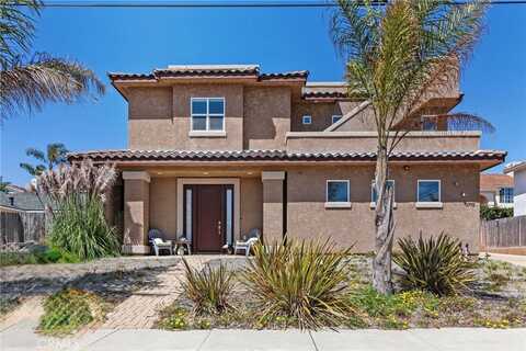 1773 Newport Avenue, Grover Beach, CA 93433