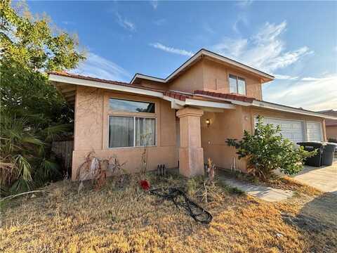 1054 E Commonwealth Avenue, San Jacinto, CA 92583