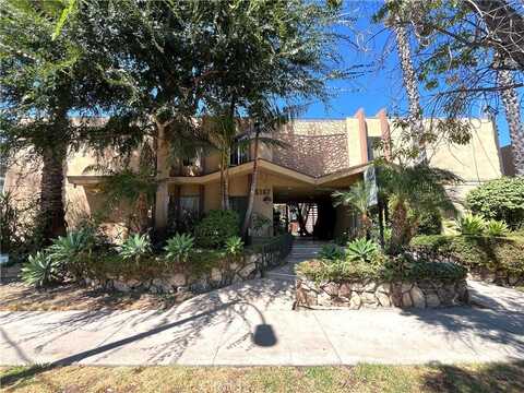 5167 Yarmouth Avenue, Encino, CA 91316