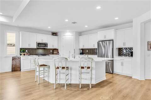 32167 Goldback, Temecula, CA 92591