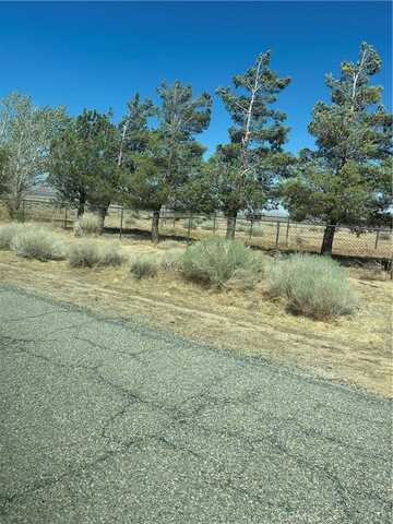 50206 230th Street W, Lancaster, CA 93536