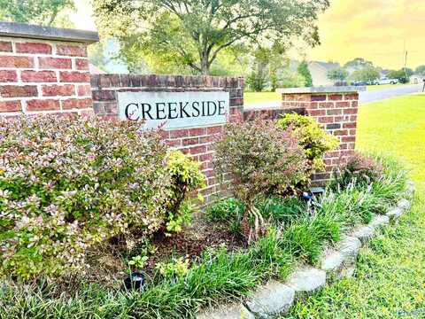 117 Creekside Drive, Albertville, AL 35950