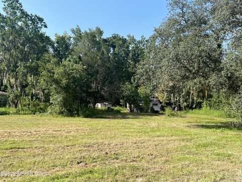 104 BARBADOS Avenue, Satsuma, FL 32189