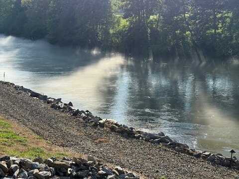 Purdy Lane, Murphy, NC 28906