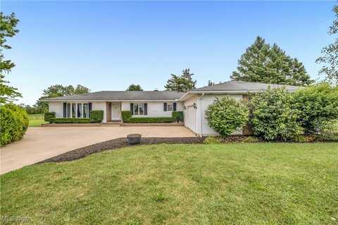 3951 Beat Road, Litchfield, OH 44253