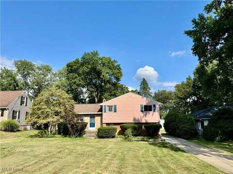 443 Beech Row Drive, Norton, OH 44203