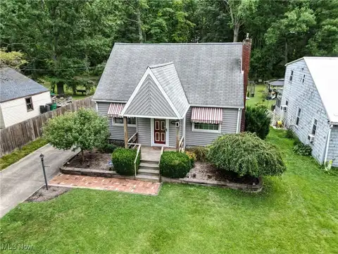 3580 Woodside Drive NW, Warren, OH 44483