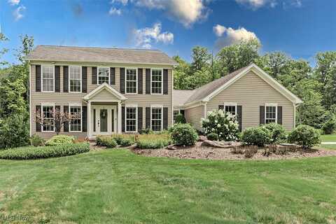 16269 Snyder Road, Chagrin Falls, OH 44022