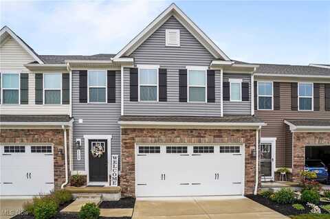 1529 Spruce Hill Drive, Stow, OH 44224