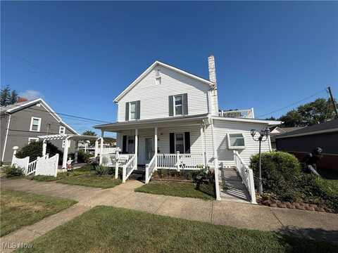123 E 7th Street, Uhrichsville, OH 44683