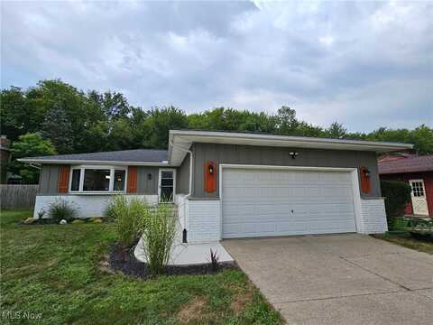 3678 Bramblewood Drive, Brunswick, OH 44212