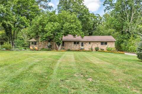 6925 Ravine Drive, Gates Mills, OH 44040