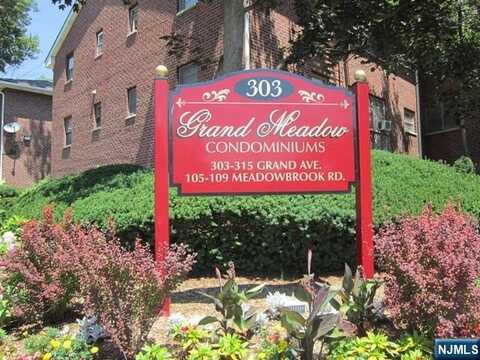 303 Grand Avenue 8, Englewood, NJ 07631