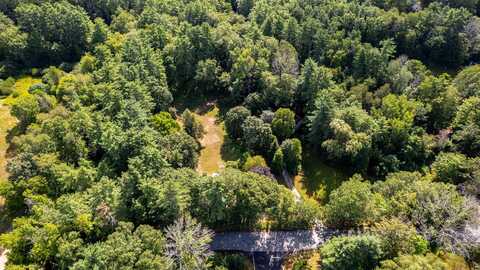 89 Langs Lane, Newmarket, NH 03857