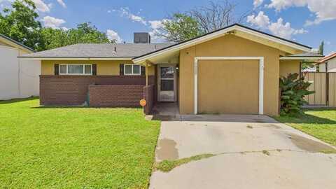 1507 S Bruce Ave, Monahans, TX 79756