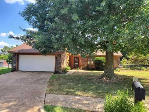 2302 Linfield Court, Norman, OK 73071